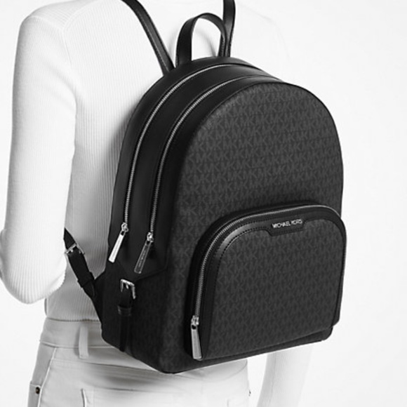 Mihcael Kors Jaycee Large Logo Backpack In Black Signature NWT - Picture 1 of 4